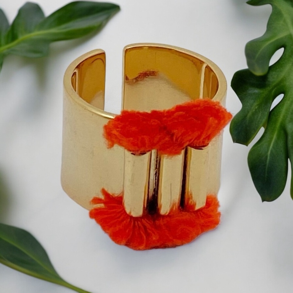 Emma & Chloé “Amazonas” Gold-Tone Orange Tassel Ring by Solweig size 7